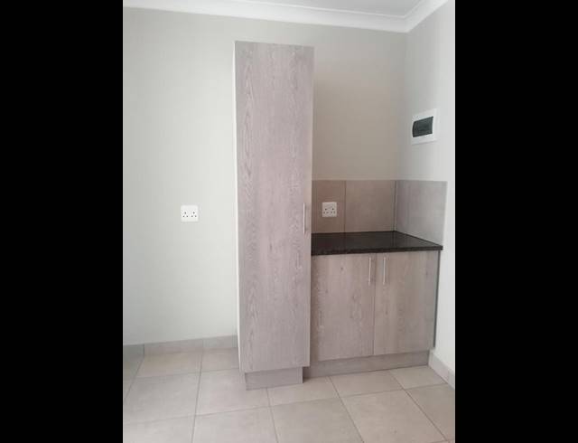 3 BEDROOM TOWNHOUSE FOR SALE IN PARKDENE